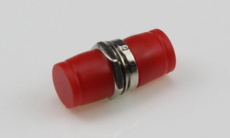 Fiiberoptiline FC adapter