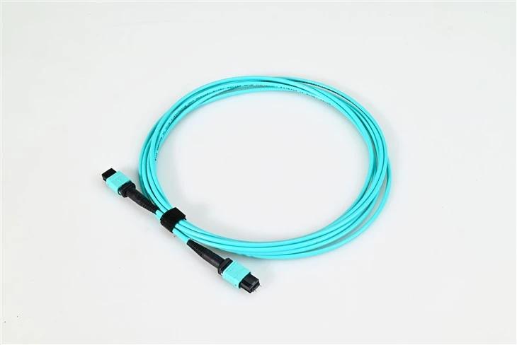 MTP MPO Fiber Patch Juhtmed MM OM3