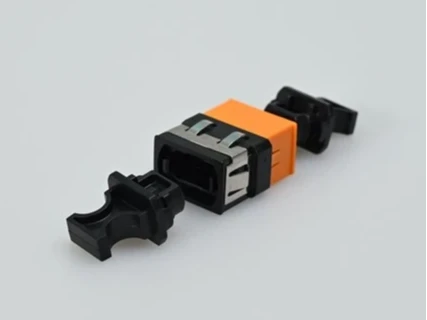 MTP/MPO Adapter With Alignment Sleeve